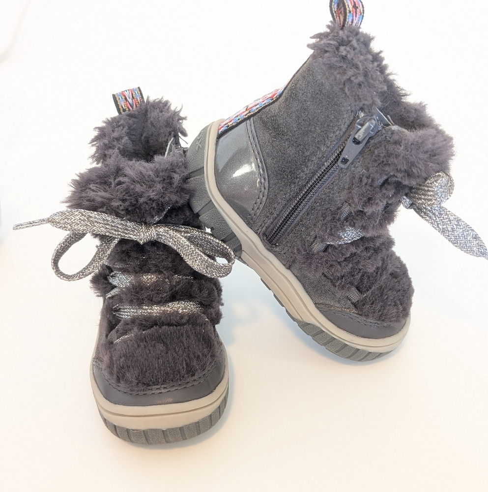 Geox grey fur zip-up boots with silver laces US size 4.5 EU size 20